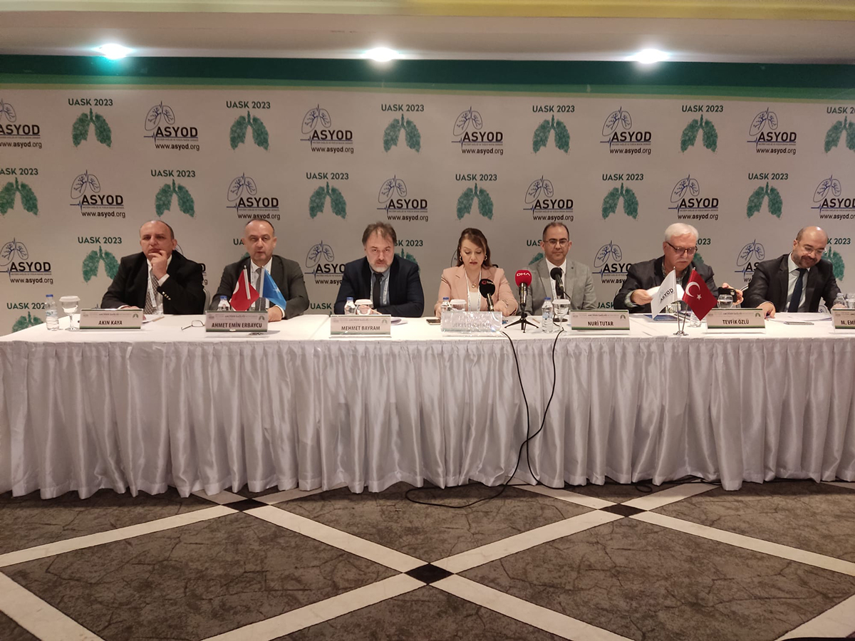 prof-dr-ozlu-sivil-vatandaslar-enkaz-kaldirma-calismalarini-izlemeye-gitmemeli-7492-dhaphoto1-copy