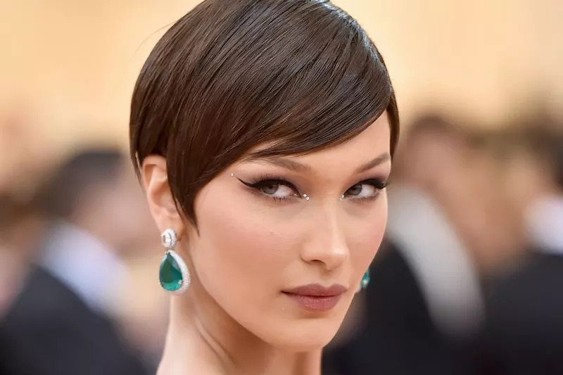 her-sac-tipi-icin-uygun-20-pixie-sac-kesimi-1