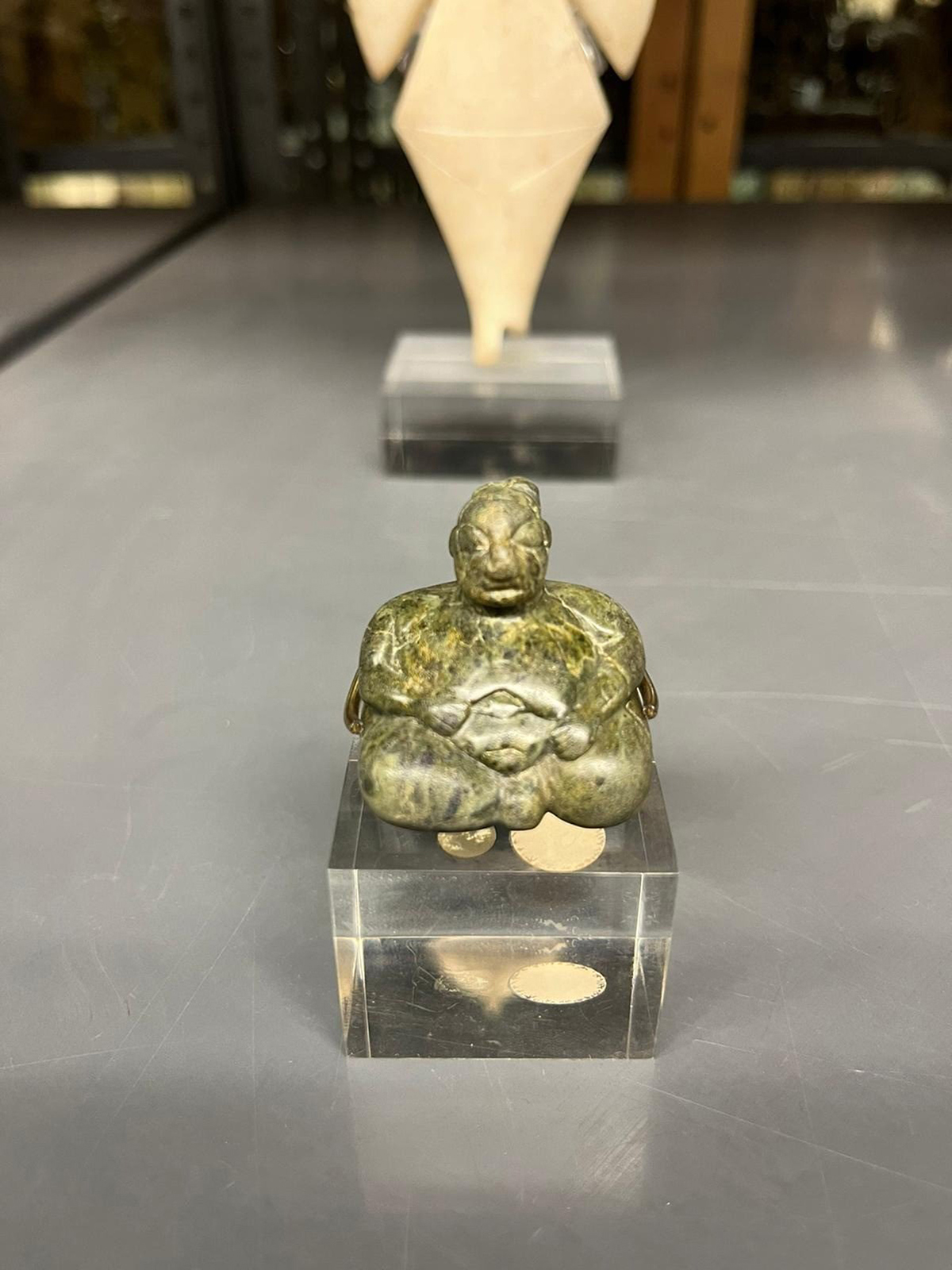 abdden-getirilecek-12-eserden-biri-de-roma-imparatoru-severusun-bronz-heykeli-8615-dhaphoto1-copy