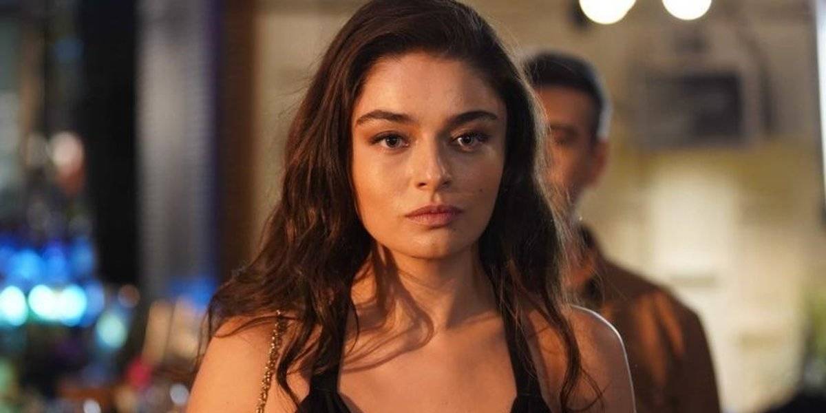 Ayça Ayşin Turan'ın eski halinden eser kalmadı! Güzel oyuncu son haliyle tam bir afet oldu! Sosyal medya alev aldı - KARAR