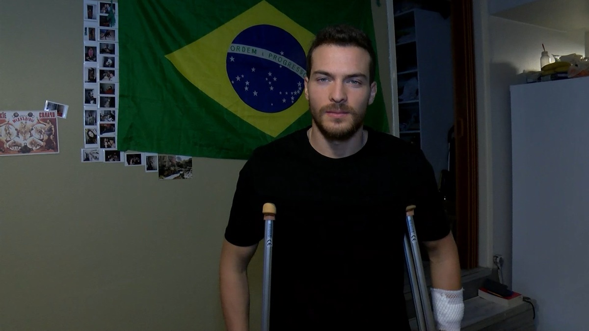 kagithanede-brezilyali-mankene-silahli-saldiri-6