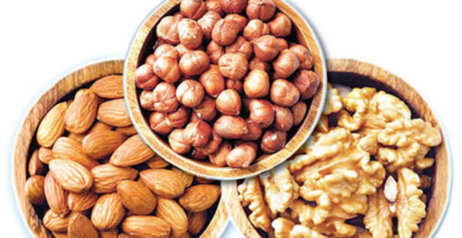Ceviz, kavrulmamış fındık ve badem
