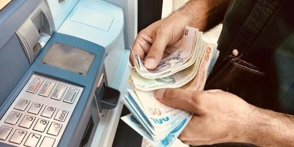 Emekli Maaşlarına 2 Bin TL Artış