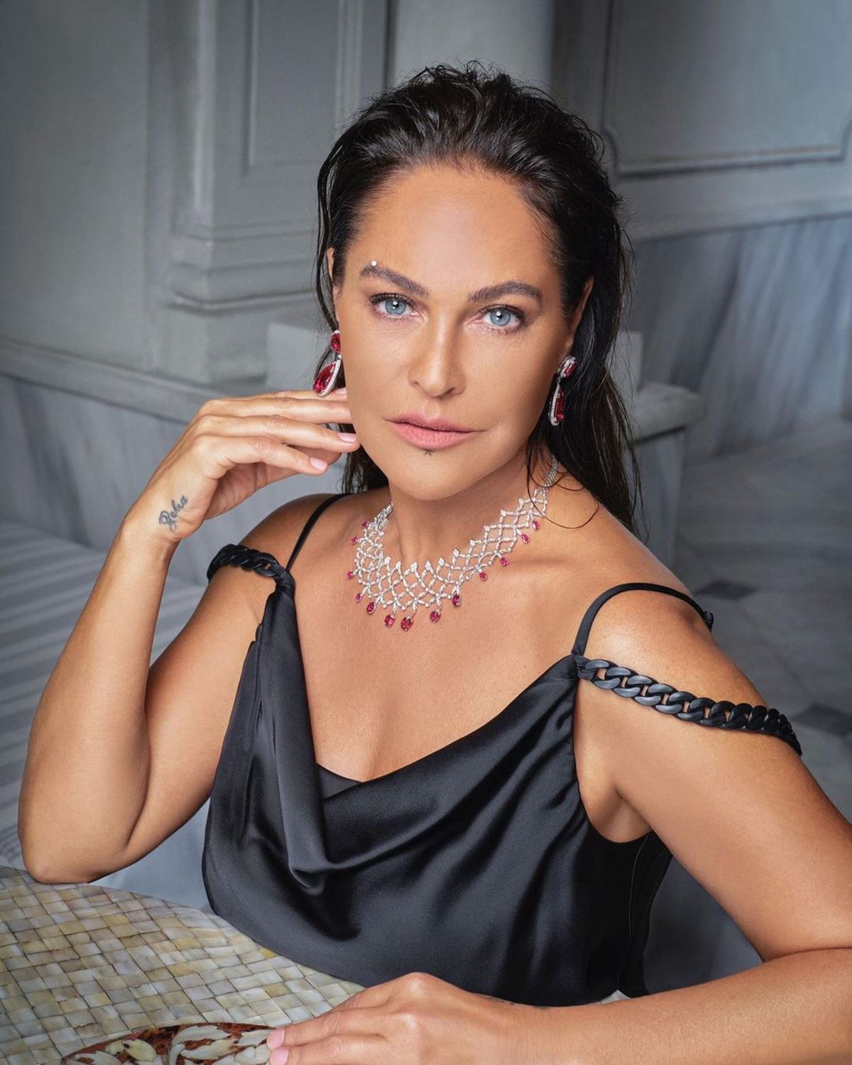 hulya-avsar-hangi-programda-juri-uyesi