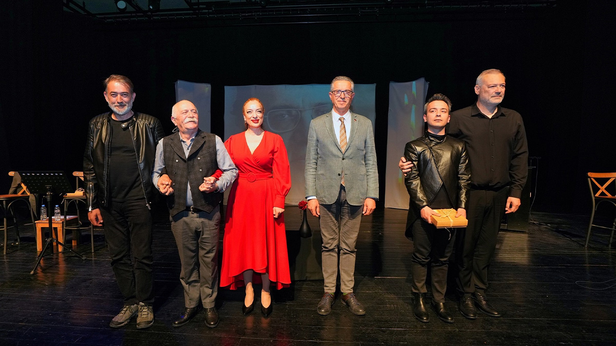 oldurulen-gazeteciler-gaziemirde-anildi-unutma-bizi-4