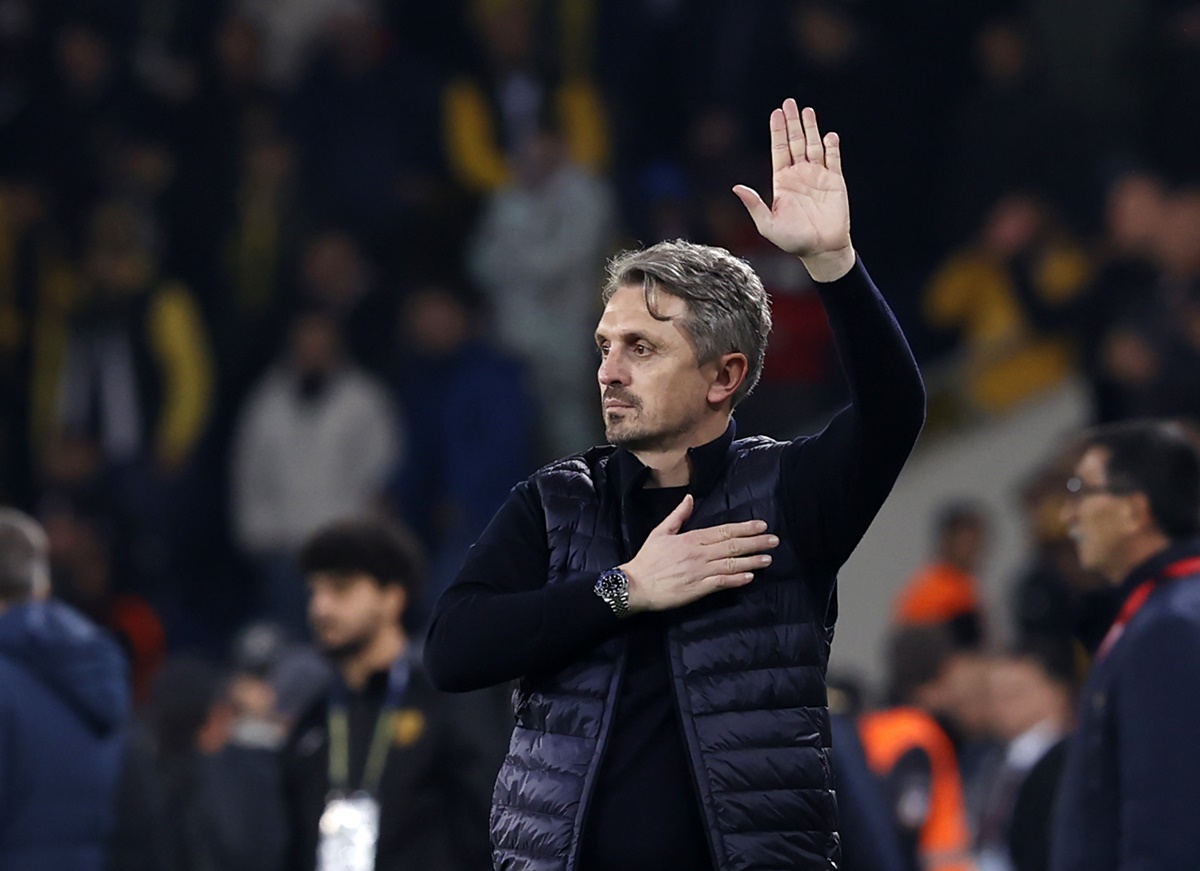 orhan-ak-istifa-etti