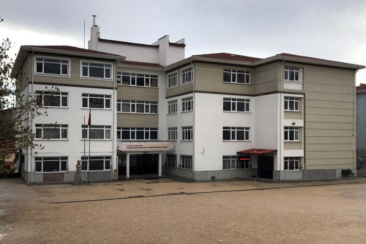 kantinden-yemek-yemeyen-ogrencilere-skandal-ceza-1