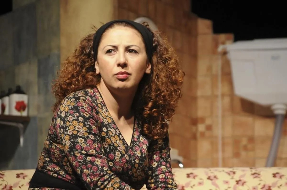 gunay-karacaoglu-eski-esi