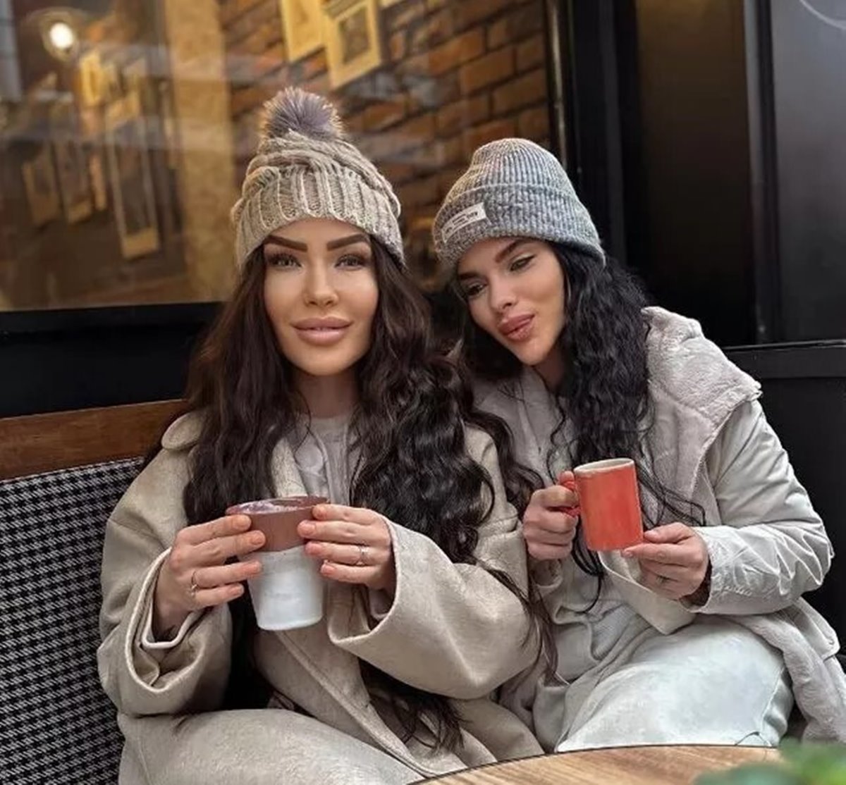 muge-isik-damla-ersubasi