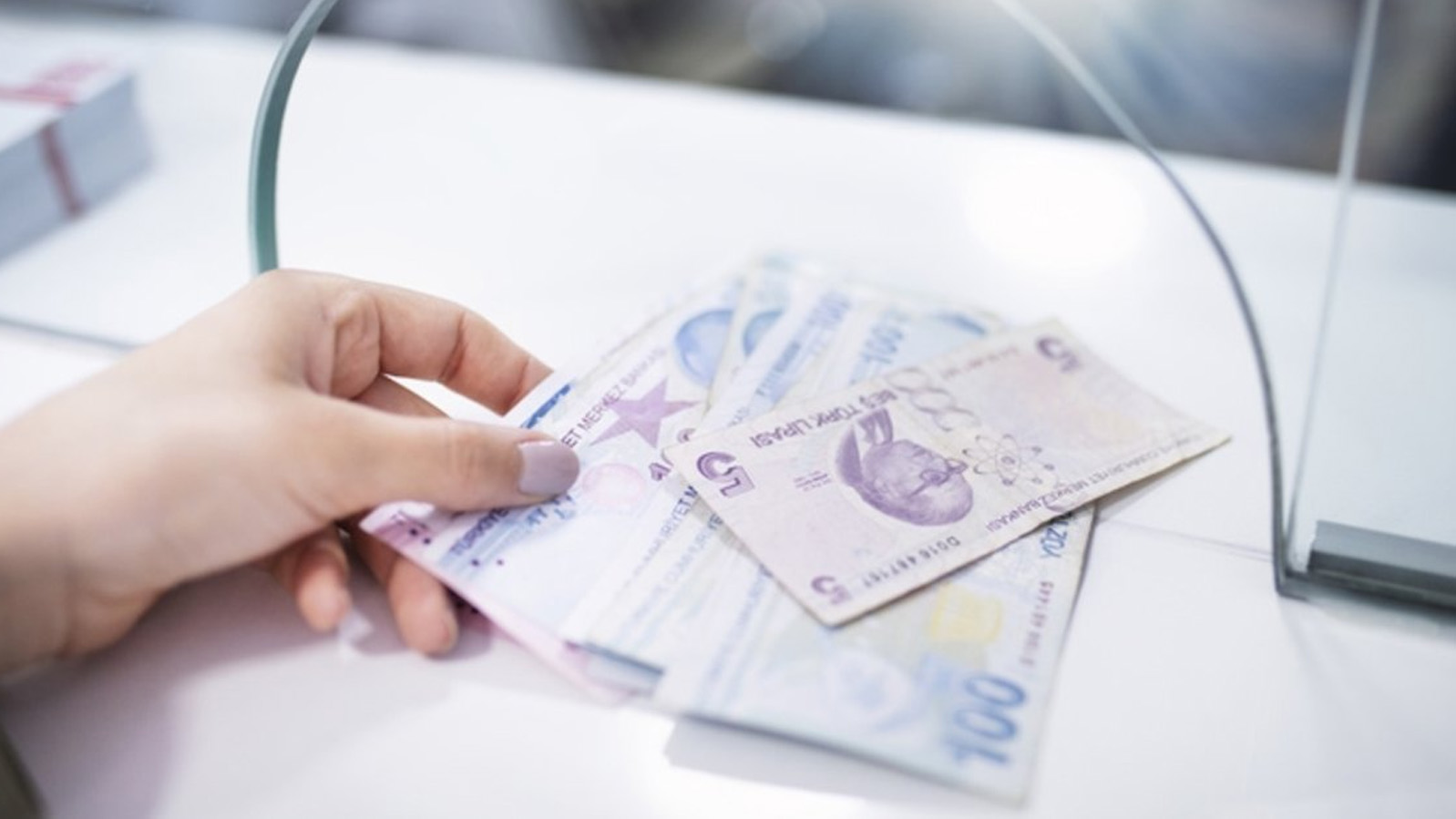 turk-lirasi-para-odeme-gise