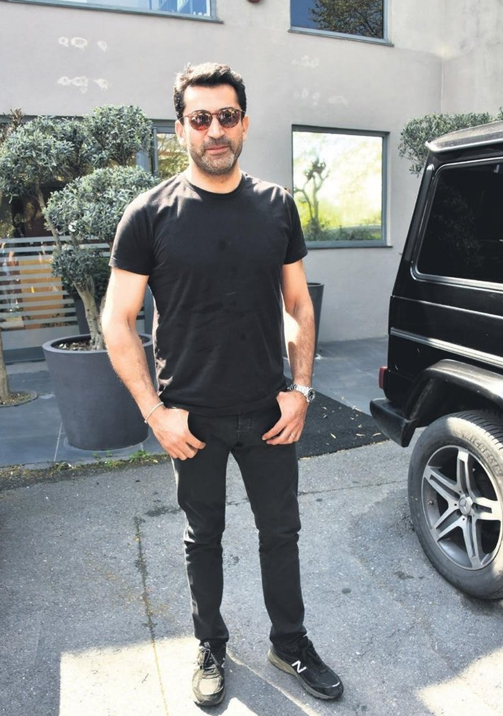 1sinem-kobal-kenan-imirzali225gjhk