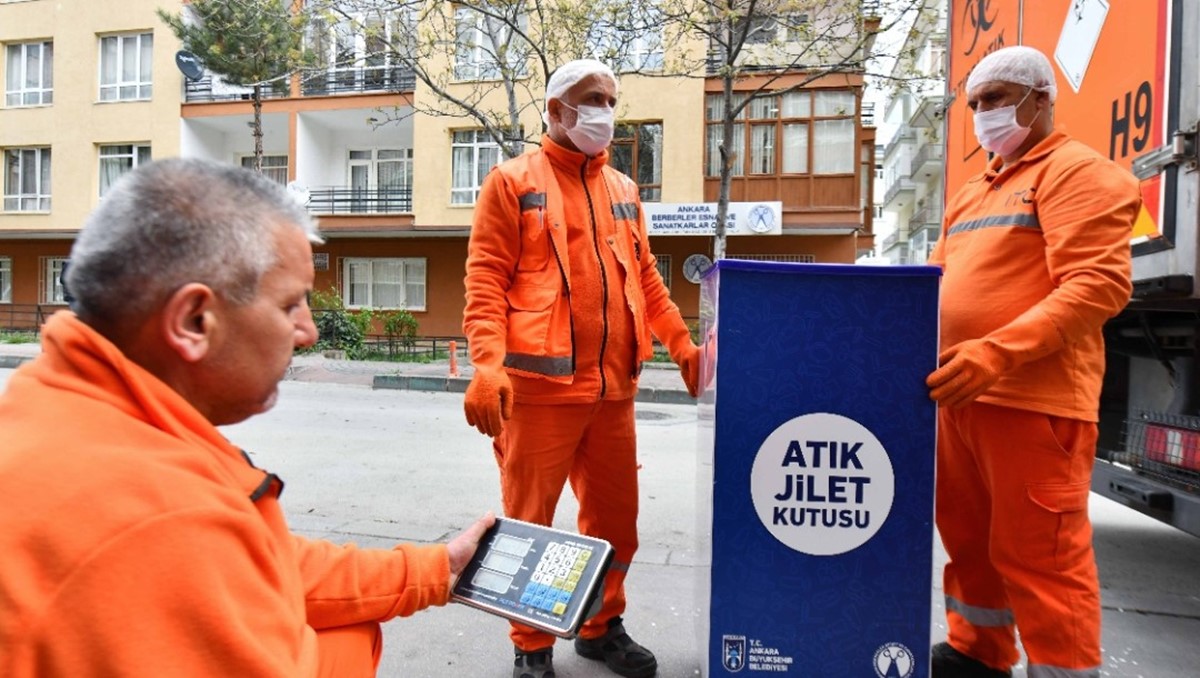 jilet-geri-donusum-kutusu