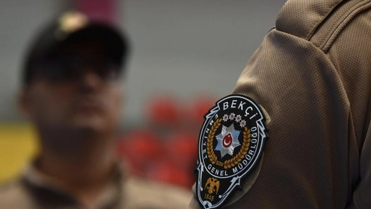 gbt-kontrolu-yapan-bekcilerle-uygulamaya-itiraz-eden-avukatin-tartismasi-yargiya-tasindi-a81l