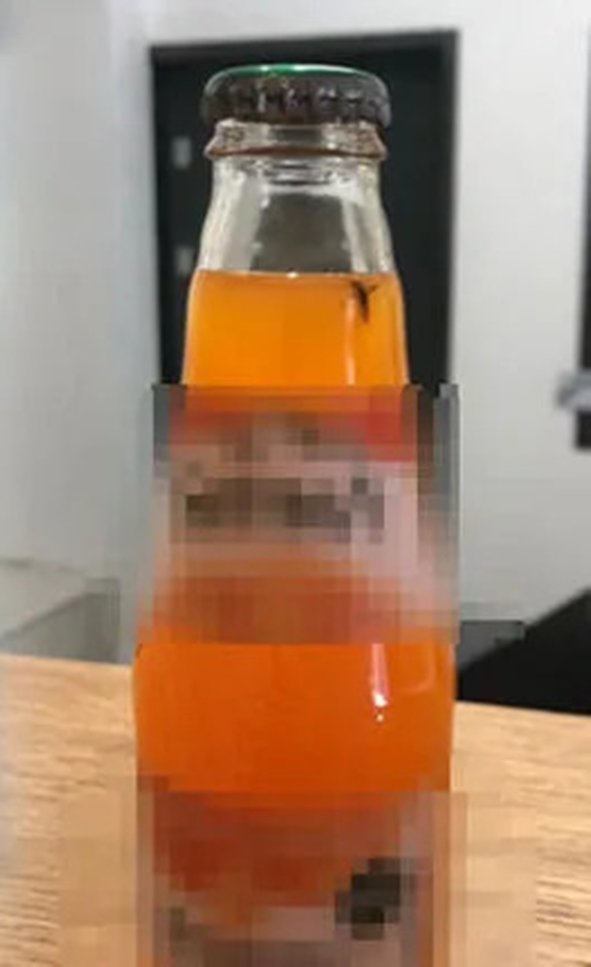 gazoz-sisesinden-sinek-cikti-4