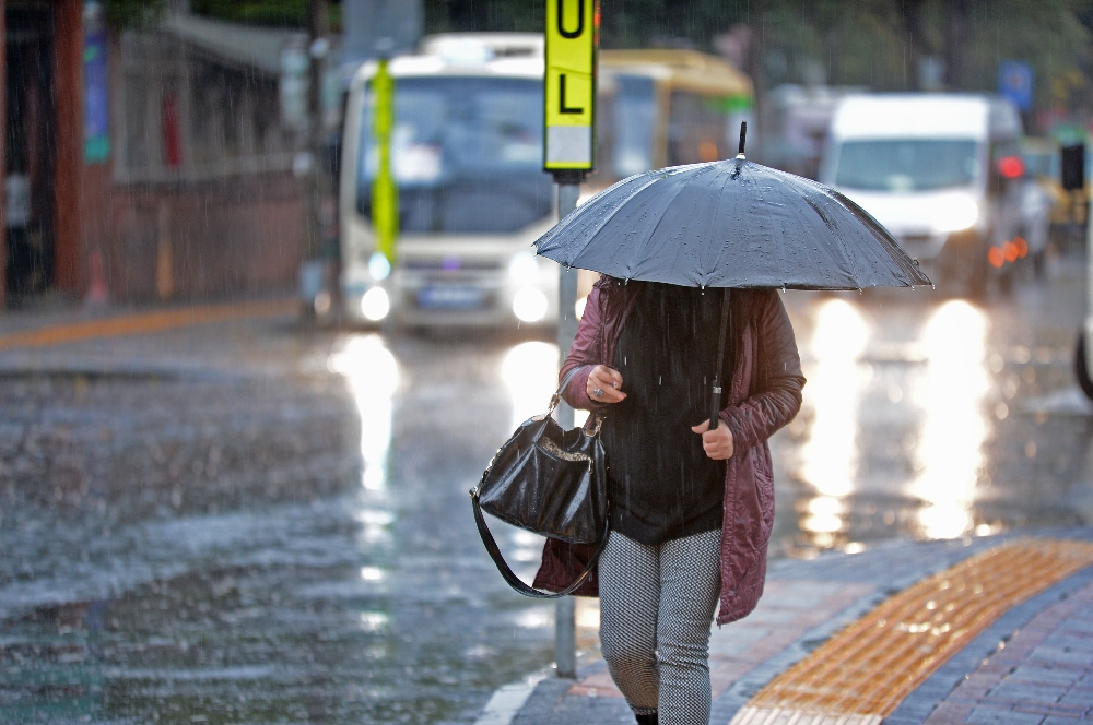 istanbuldan-yagmur-manzaralari-1