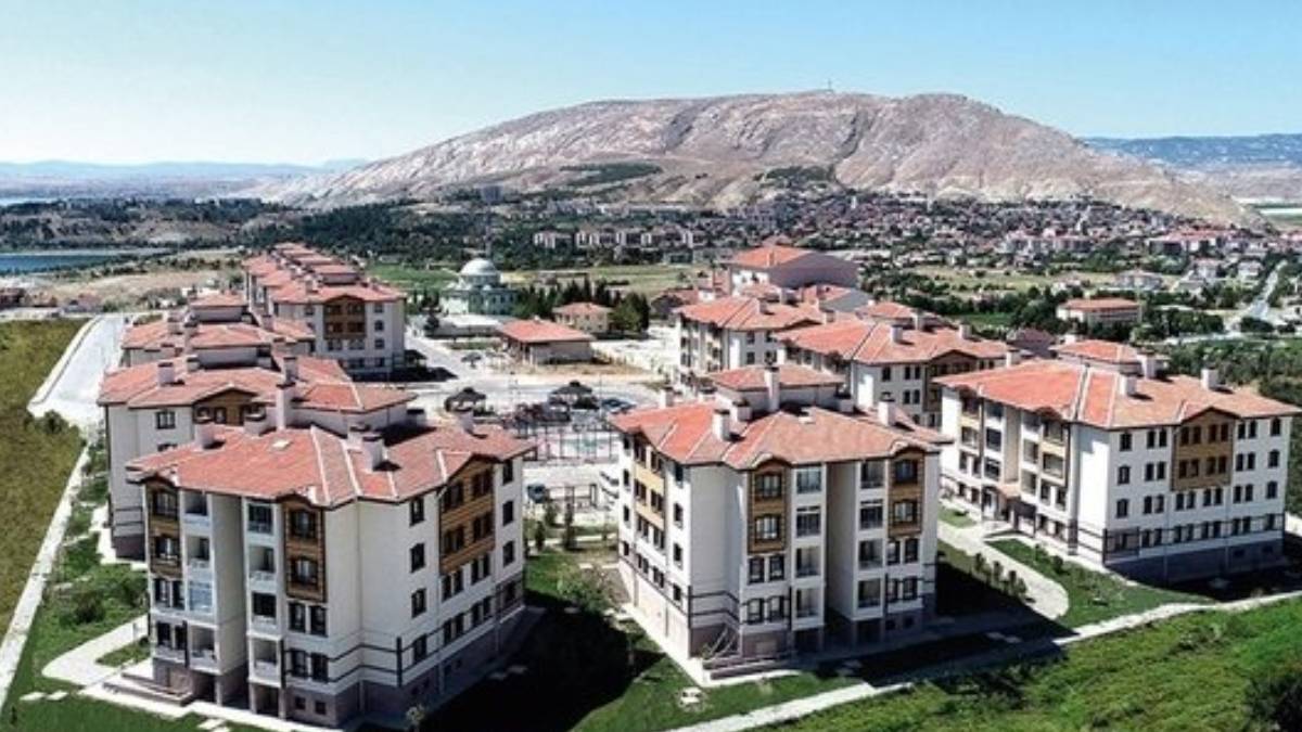 hghghg-2023-05-28t132209-970