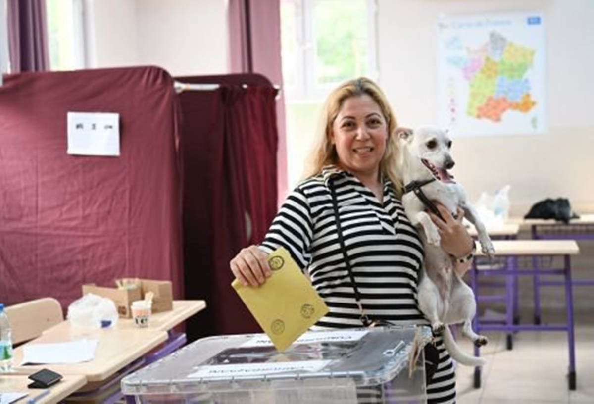 oy-vermeye-hayvanlariyla-gittiler-4