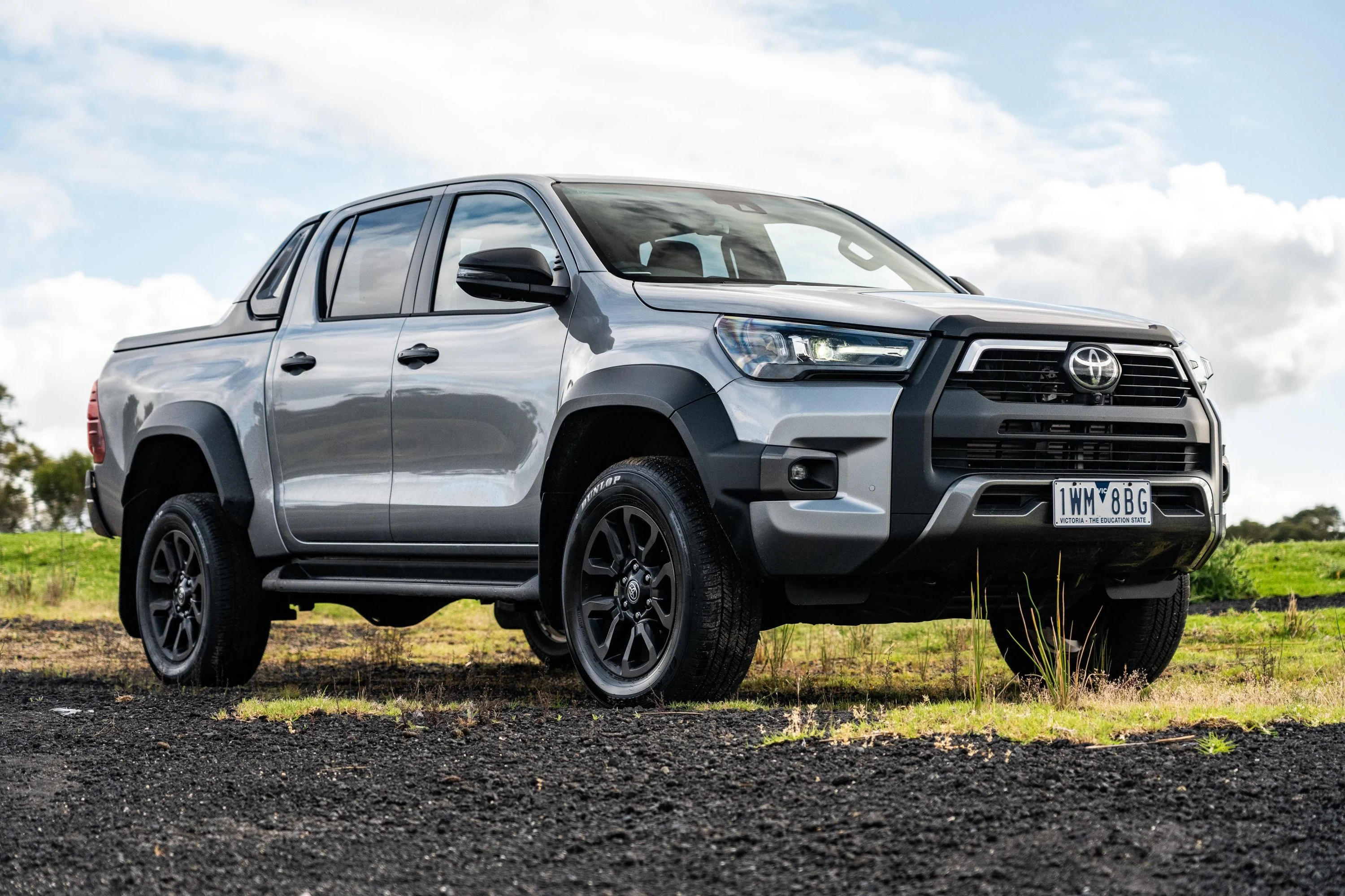 2023-toyota-hilux-rogue-9