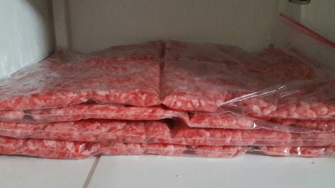 buzluktan-cikan-kiyma-tekrar-buzluga-konur-mu