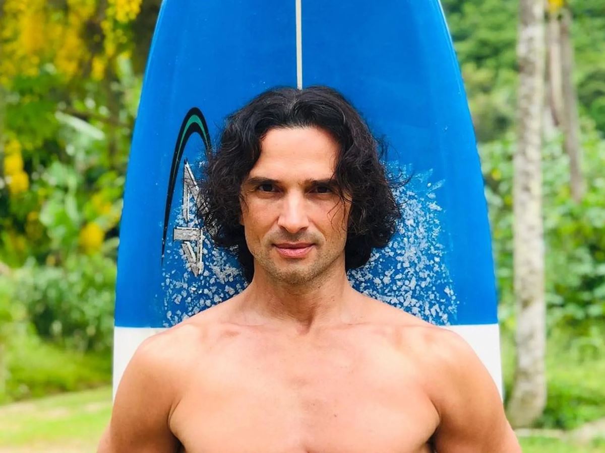 unlu-oyuncunun-cesedi-sandiktan-cikti-3