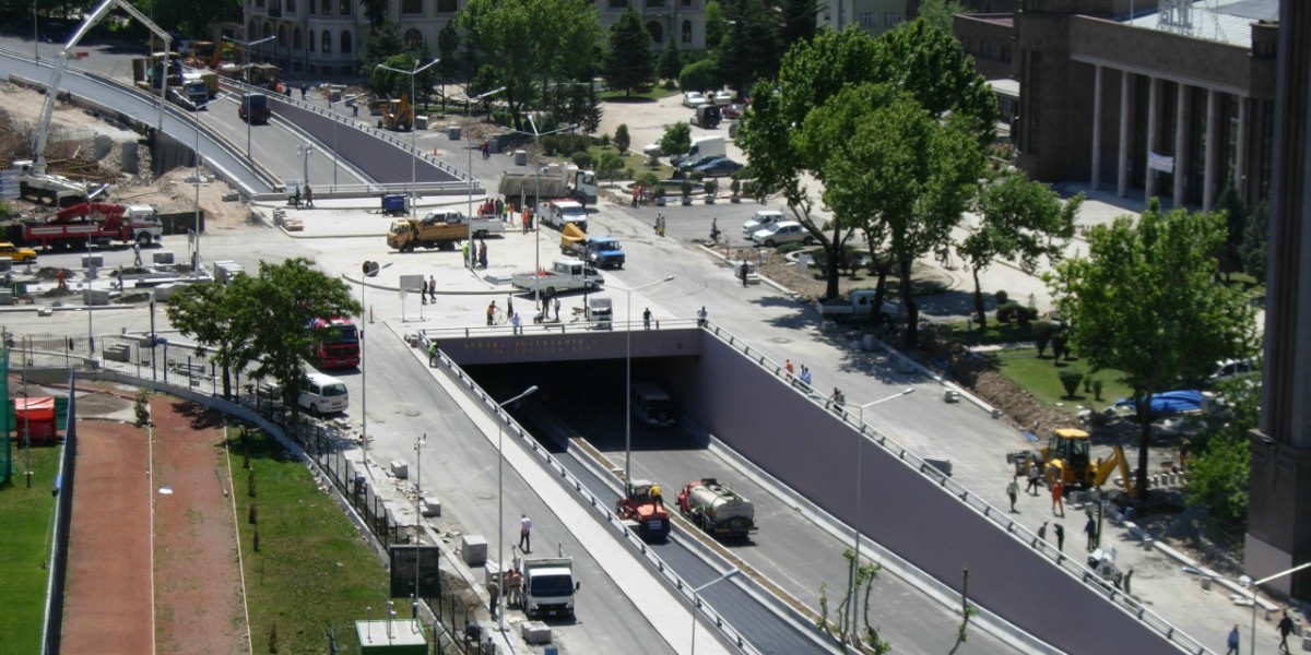 Araç Trafiğine Kapalı Yollar