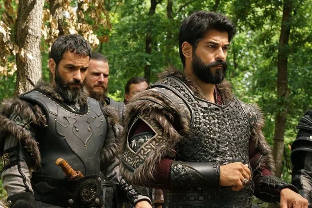 burak-ozcivit-kurulus-osmandan-ayrildi-mi