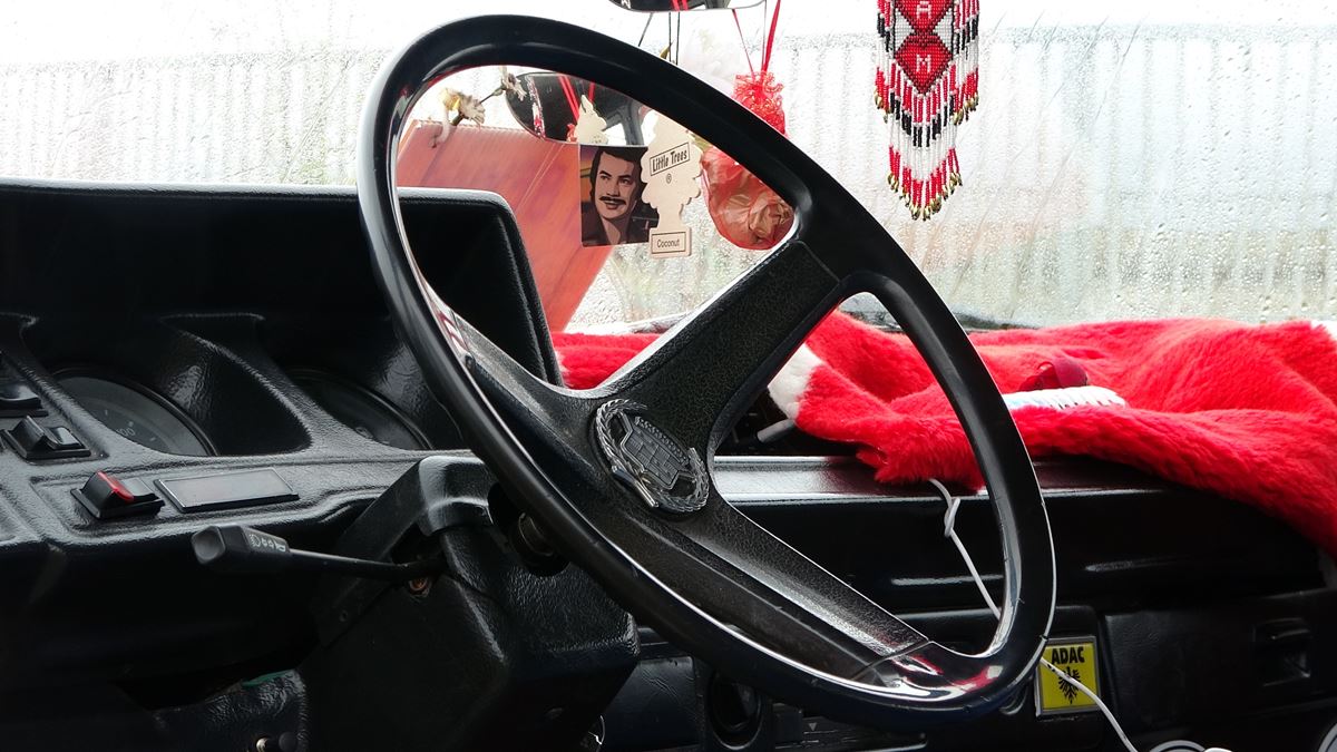 hurdadan-aldi-cicek-abbas-minibusu-yapti-5