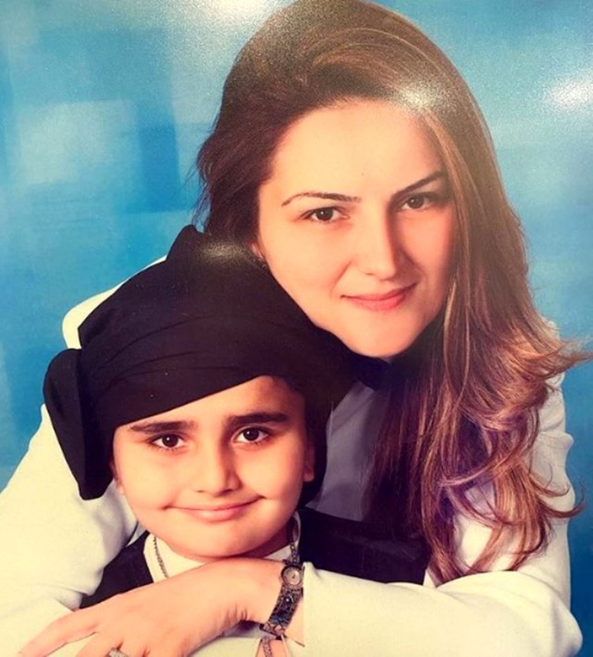 czn-burakin-annesi-kim