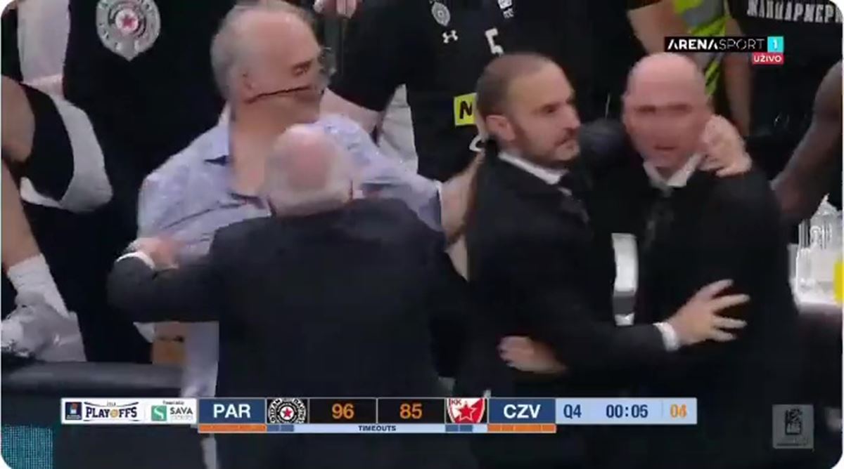 obradovic-taraftara-tokat-atti-1