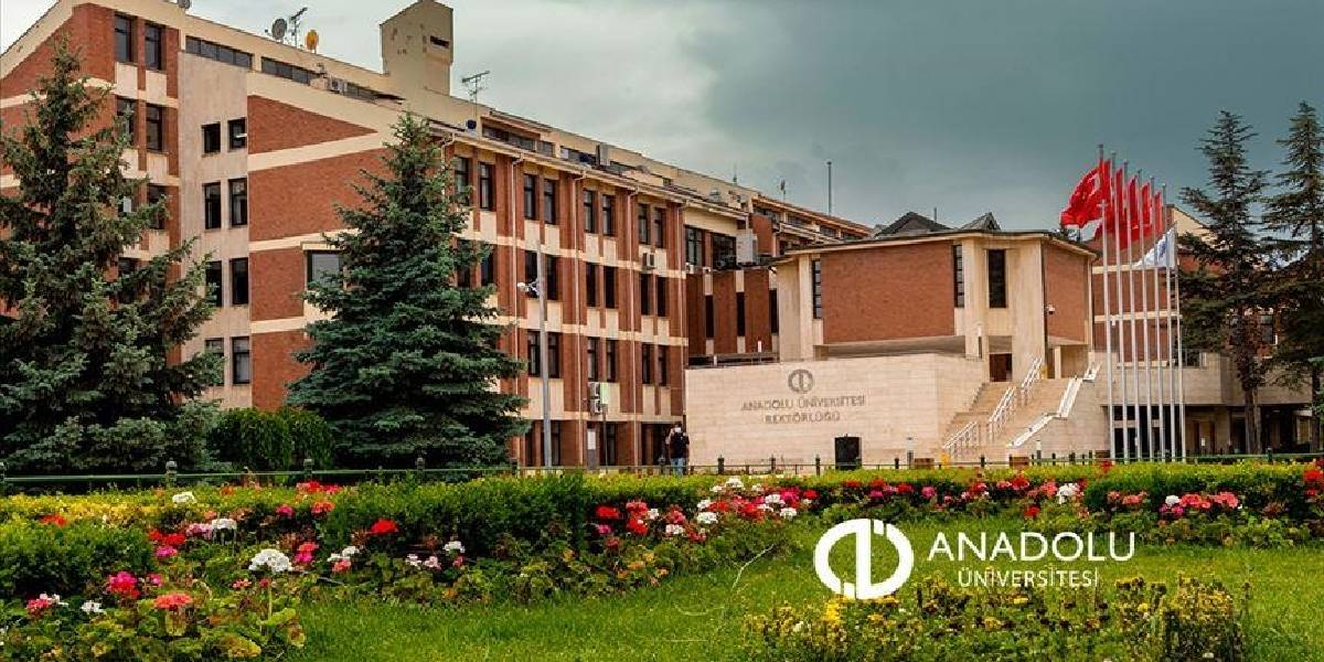 anadolu-universitesi.jpg