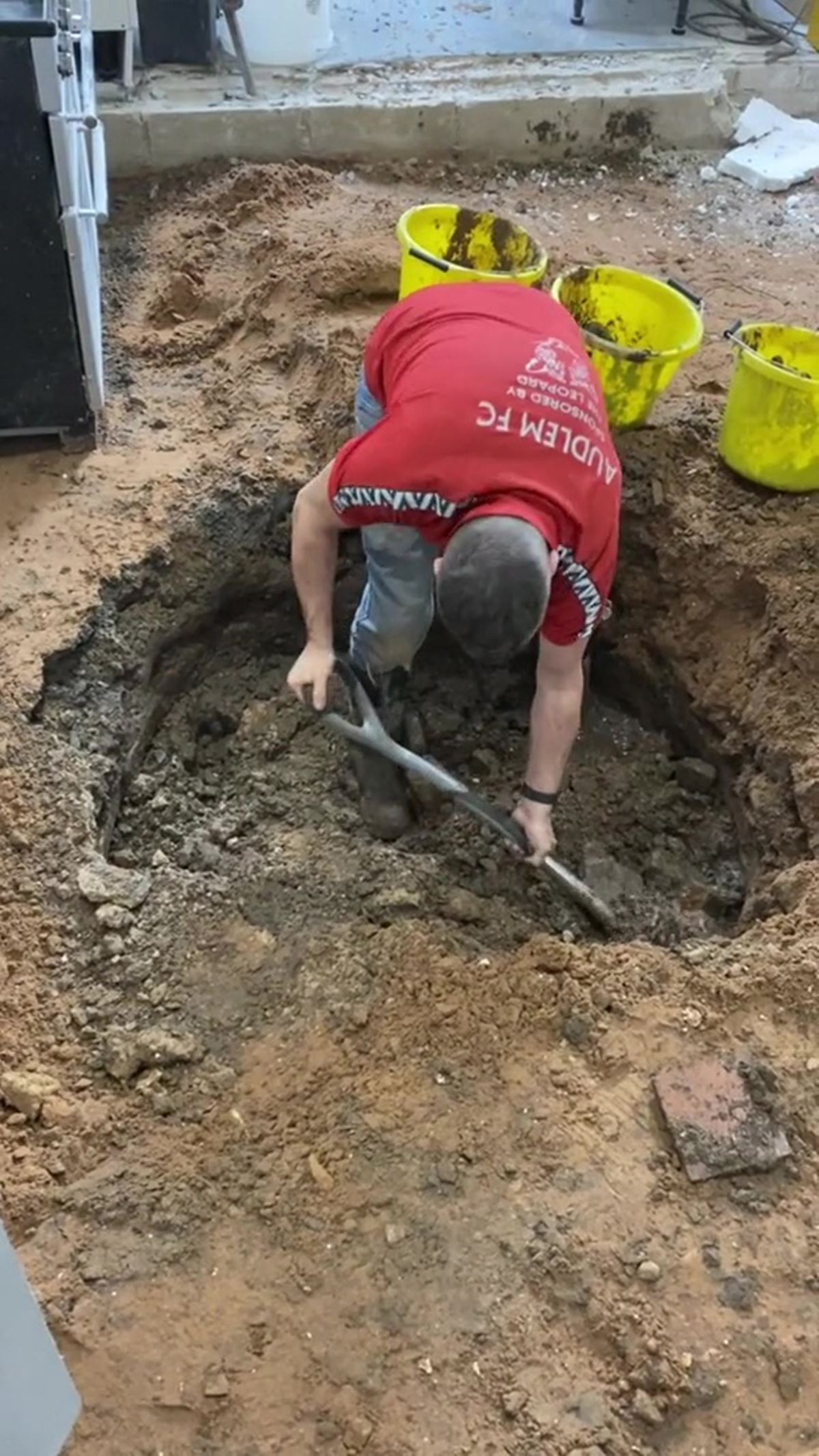 mutfaktan-kuyu-cikti-5