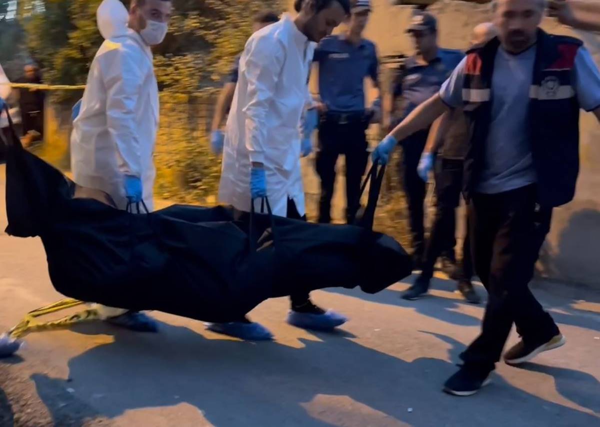 bazanin-altinda-kadin-cesedi-bulundu-1