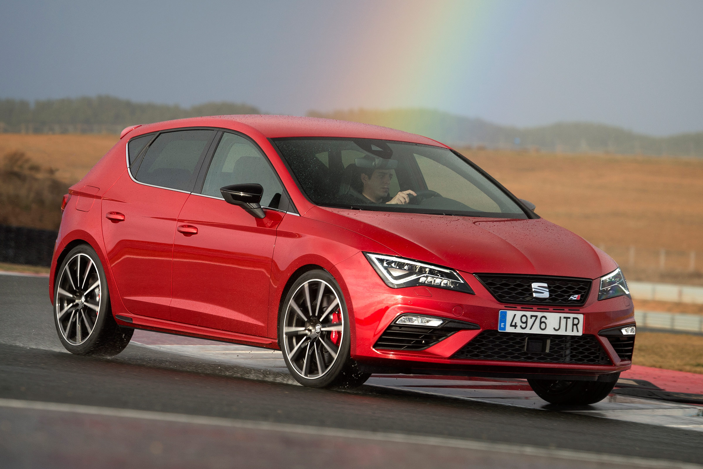 seat-leon-cupra-iii-2014-2016-station-wagon-5-door-interior-2
