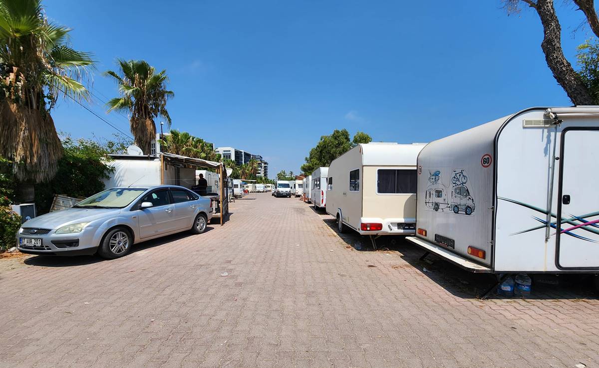 antalyada-karavan-yasak-mi-1