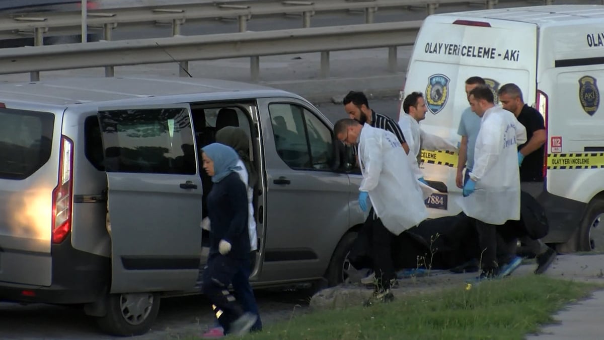 İstanbul'da kan donduran olay! Yol kenarında ağaca asılı kadın cesedi  bulundu