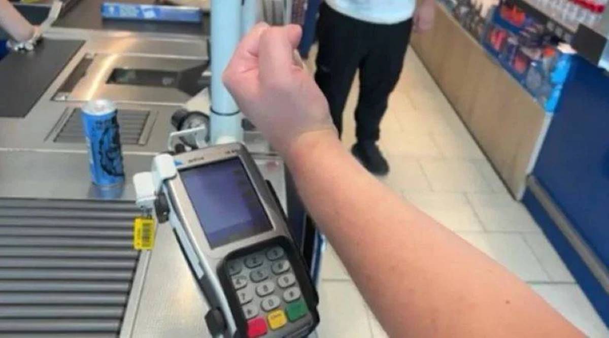 deri-altina-nfc-mikrocip-yerlestirilir-mi-1