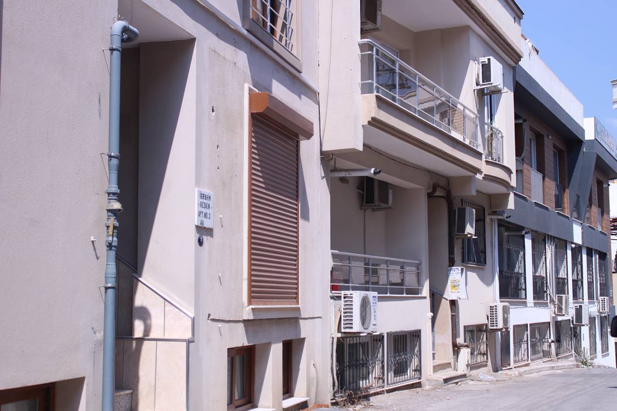 evde-sac-boyarken-oldu-4