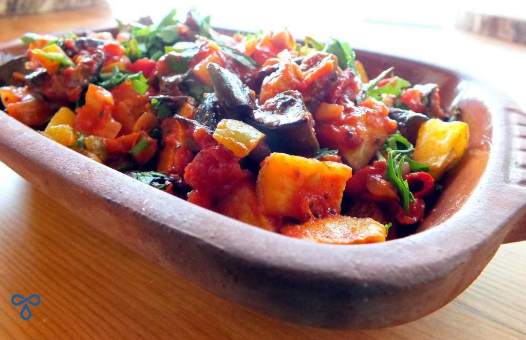 turkish-saksuka-recipe-meze-1024x663