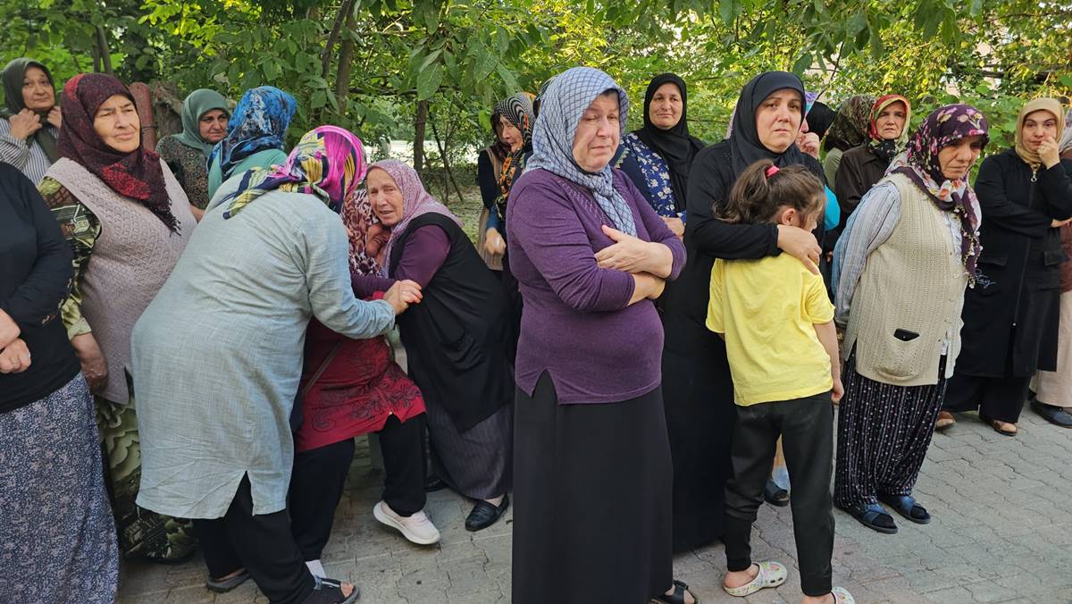 annesini-oldurup-cesedini-parcaladi-3