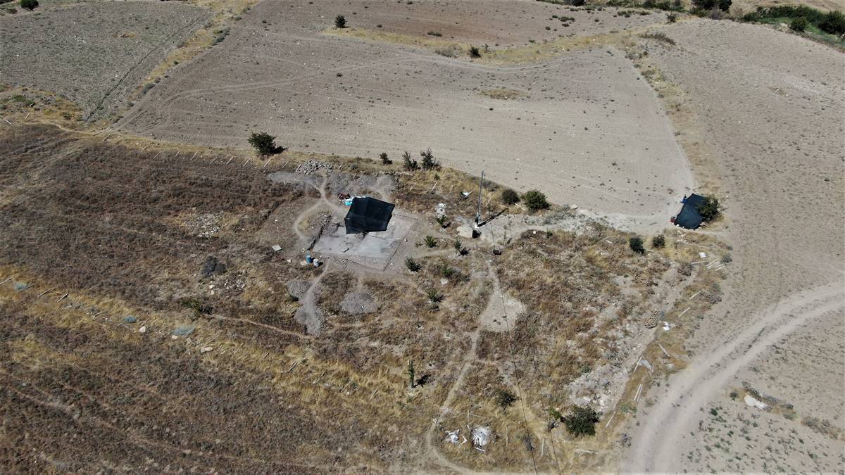 tarladan-roma-donemi-tarihi-eser-cikti-6