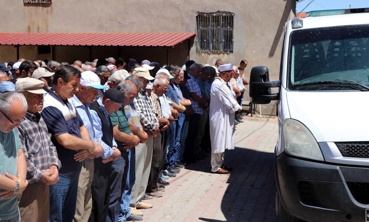 ahmet-enes-tekin-intihar-mi-etti-otopsi-raporunda-ne-yaziyor-6