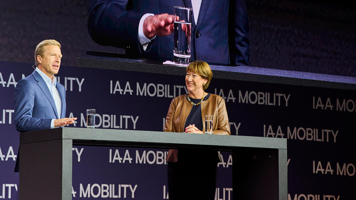 bmw-cinli-otomobillerin-bu-hizla-gelismesinden-rahatsiz-001