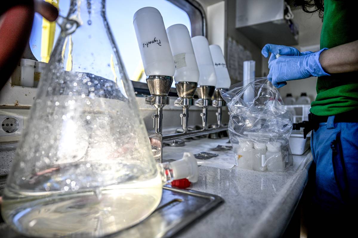 marmara-denizinde-oksijen-azaliyor-sicaklik-artiyor-2