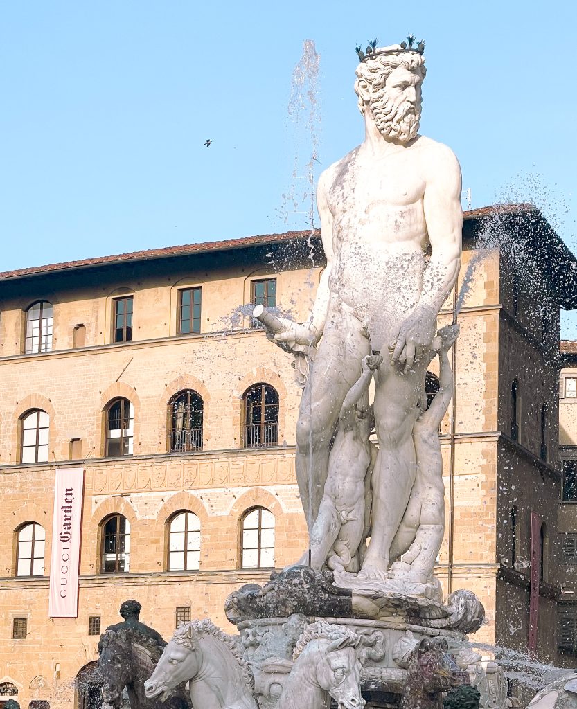 neptun-cesmesi-firenze-833x1024.jpg