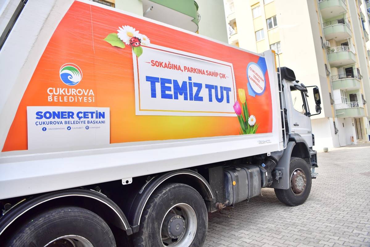 adanada-bir-evden-20-ton-cop-cikti-2