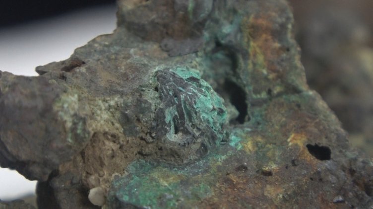 0x0-tarla-buldu-satisa-koydu-tam-5-milyon-tl-1694784973972