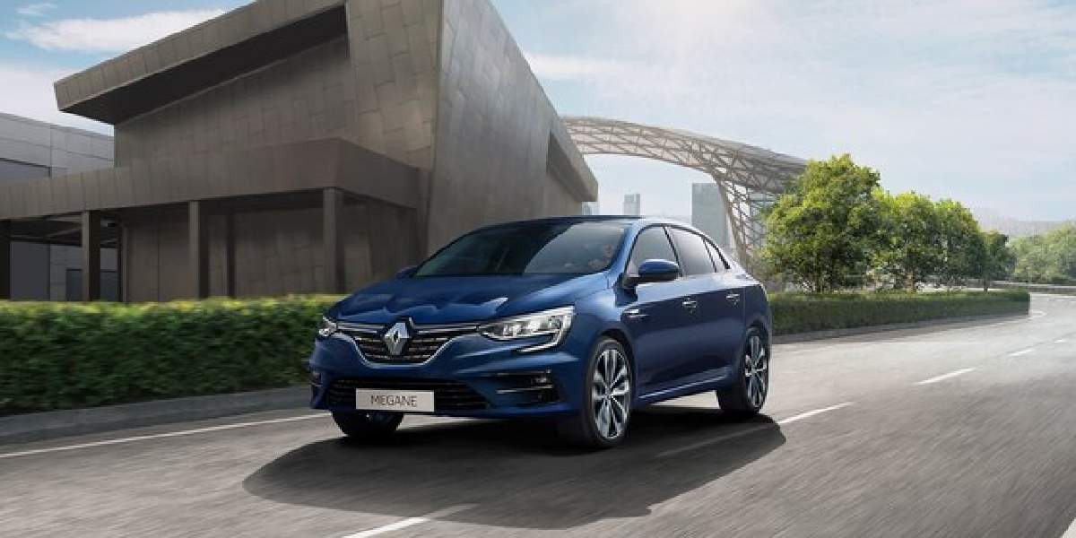 renault-megan-sedan