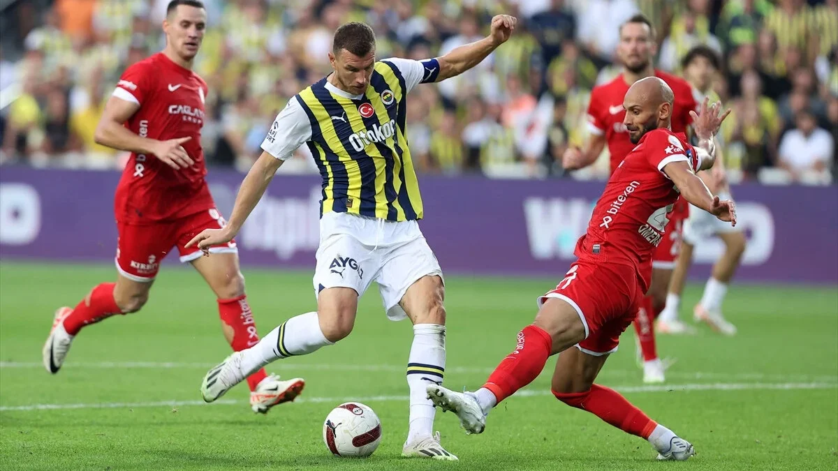 edin-dzeko-artik-onumuze-bakmamiz-gerekiyor-737c7200-w1200xh675