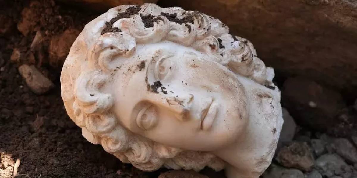 buyuk-iskender-kafasi