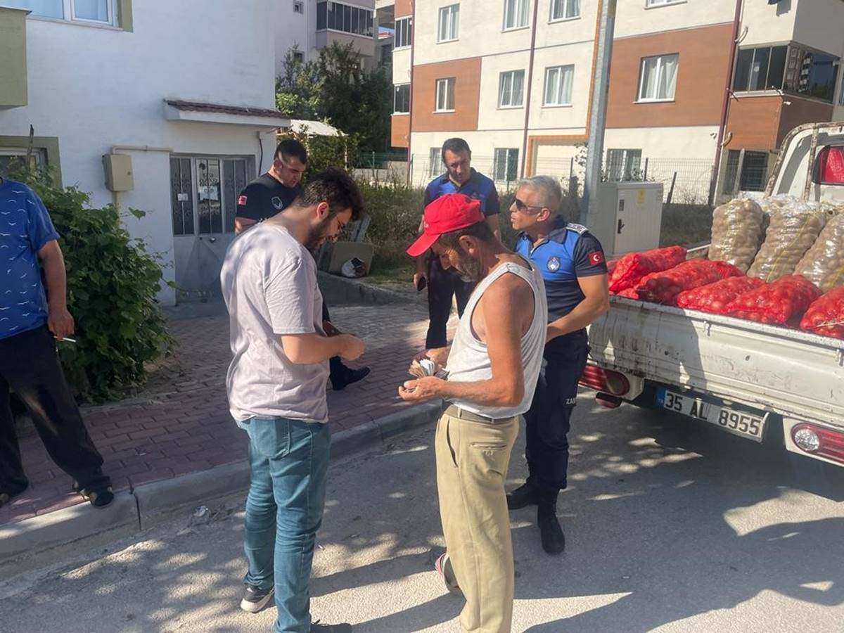 zabita-amiri-sogan-ve-patates-cuvallarini-tartinca-sok-oldu-2